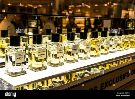 expo parfum chanel|chanel perfume show.